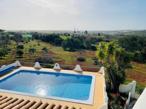Self-contained floor of Quinta / Villa